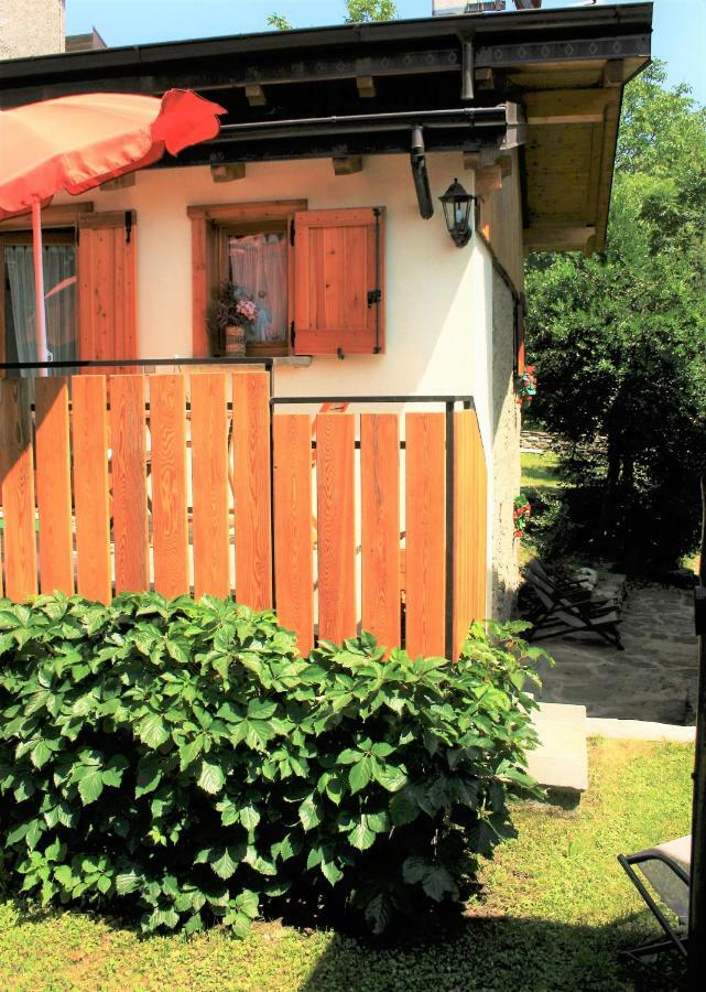 Casa Bucaneve & Ciclamino กราเวโดนา ภายนอก รูปภาพ