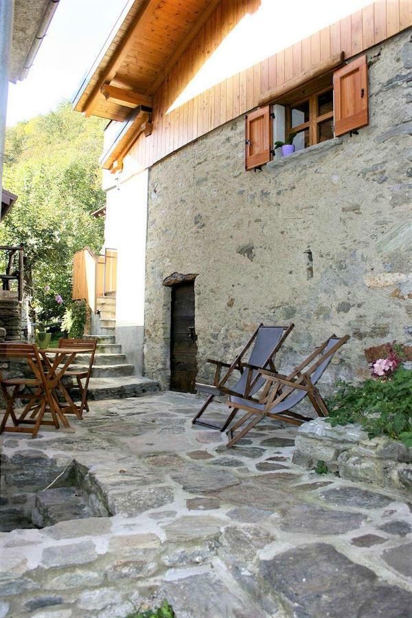 Casa Bucaneve & Ciclamino กราเวโดนา ภายนอก รูปภาพ