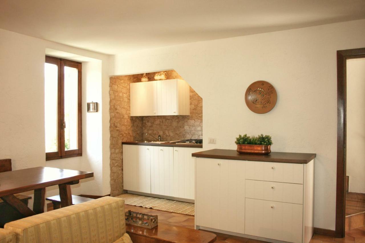 Casa Bucaneve & Ciclamino กราเวโดนา ภายนอก รูปภาพ